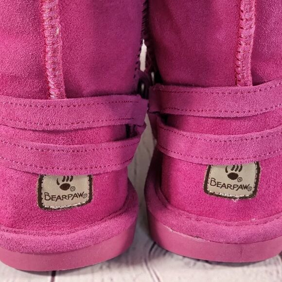 BEARPAW Girl's Adele Low Top Suede Boots - Picture 9 of 9